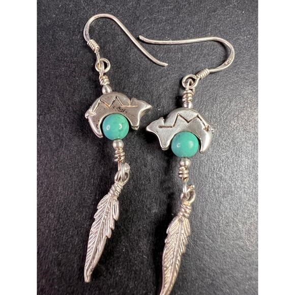 Vintage Sterling Silver Turquoise Earrings – Bear & Feather Motif - Picture 4 of 14